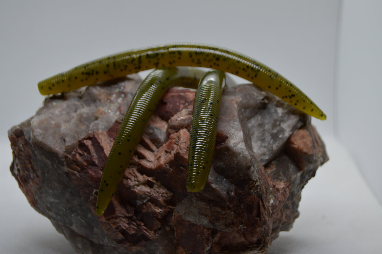 Sandbar Drift Worm - Space Grass